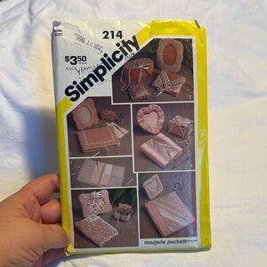 Simplicity Pattern 214 craft photo albums heart frames trinket box cottage decor